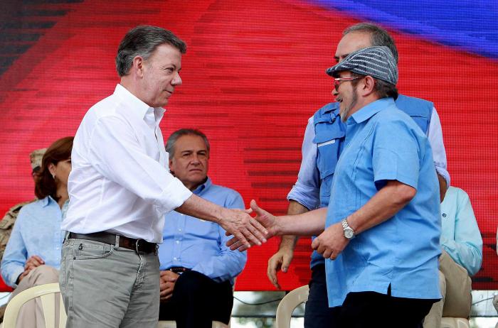 Colombia dice hasta nunca a medio siglo de guerra con las FARC