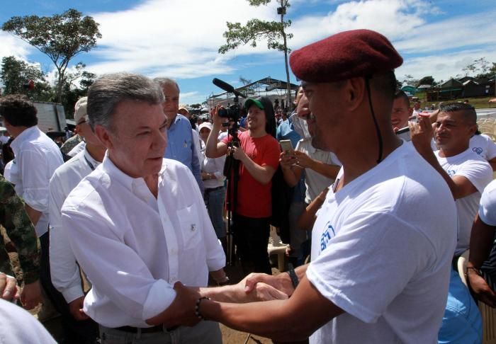 Colombia dice hasta nunca a medio siglo de guerra con las FARC
