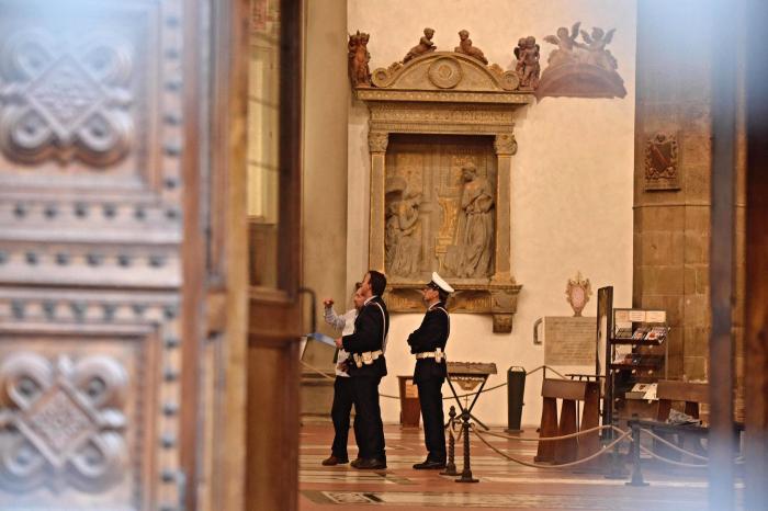 Muere un turista español en Florencia golpeado por la piedra de una iglesia