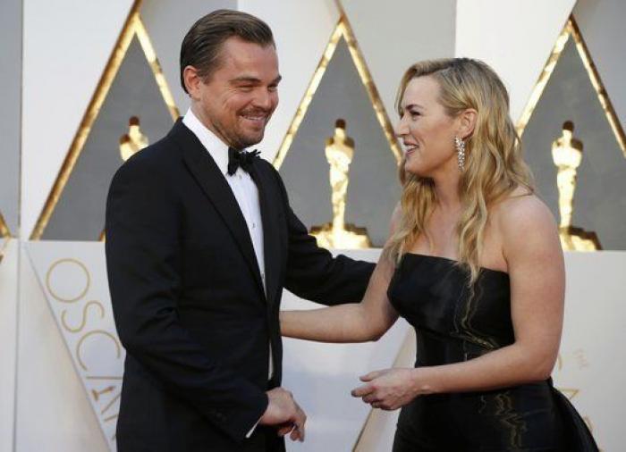 El gran reencuentro entre Kate Winslet y Leonardo DiCaprio en los Oscar 2016: momento 'Titanic'