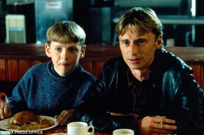20 años de 'Full Monty': ¿qué fue de los actores que se lo quitaron todo?