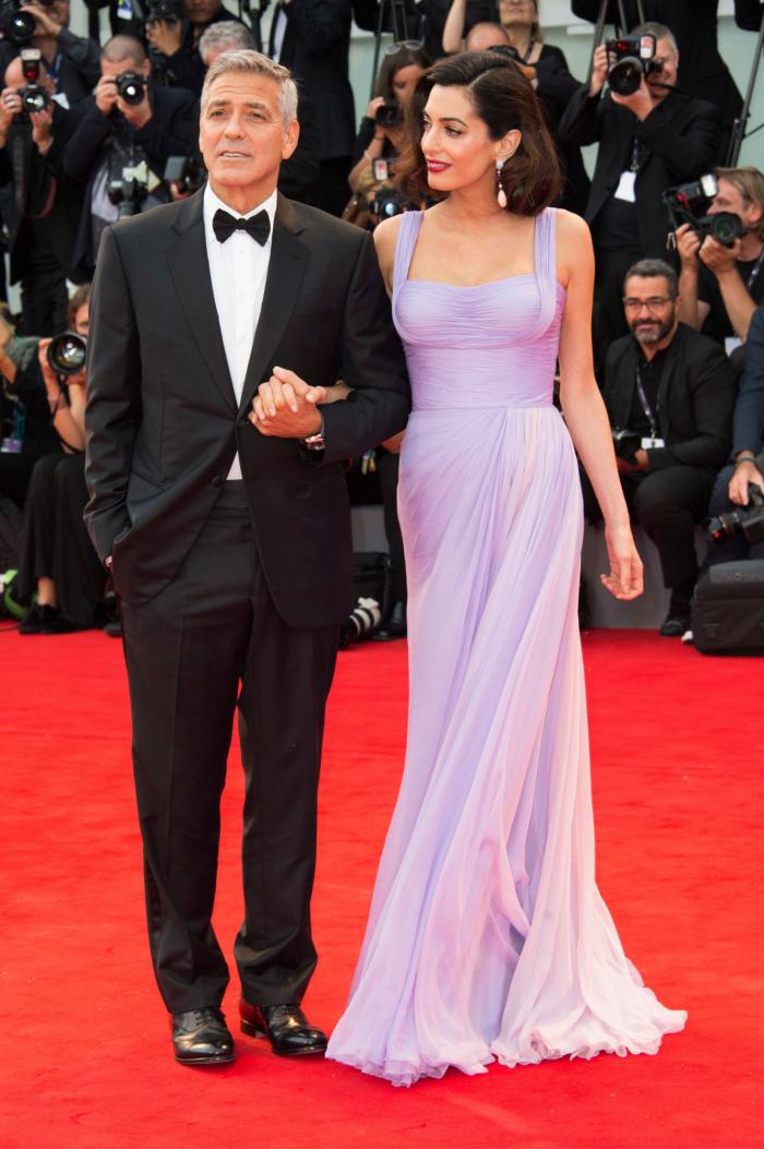 Los Clooney maravillan en su primera alfombra roja tras ser padres