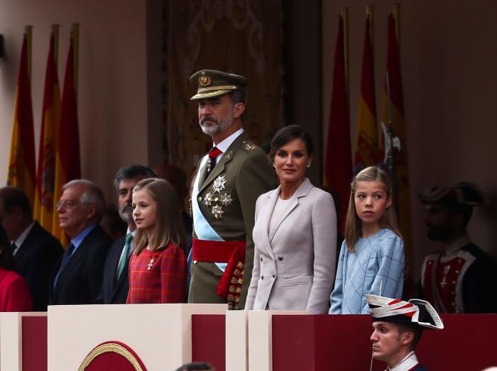 Los 'looks' otoñales de la reina Letizia y sus hijas