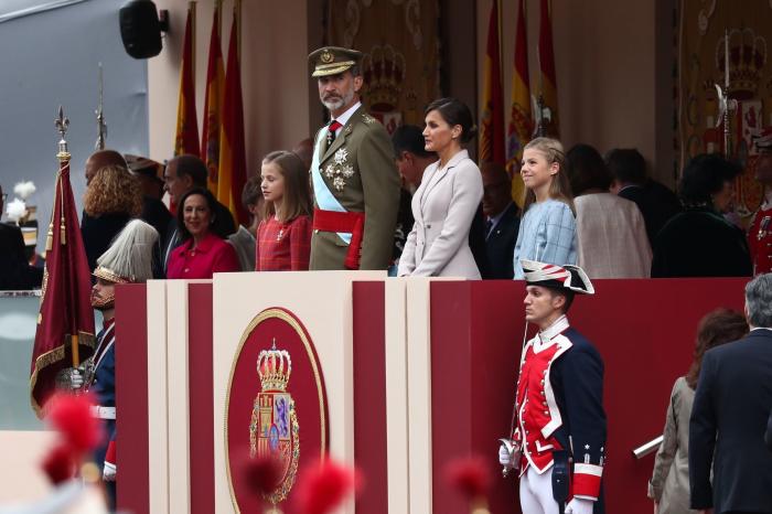 Dos premios fin de grado dan plantón a los reyes: "No le debemos nada a la monarquía"