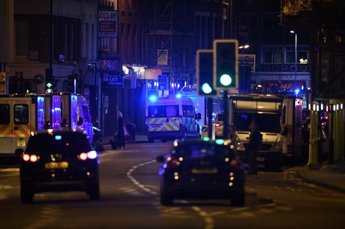 La policía detiene a 12 personas y analiza las conexiones de los terroristas del doble atentado en Londres