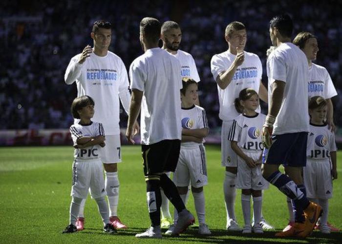 Zaid, el niño sirio refugiado, completa su sueño y se viste de blanco en el Bernabéu
