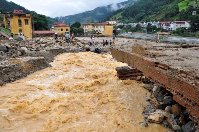 Las inundaciones en Vietnam dejan 26 muertos y 200 viviendas destrozadas