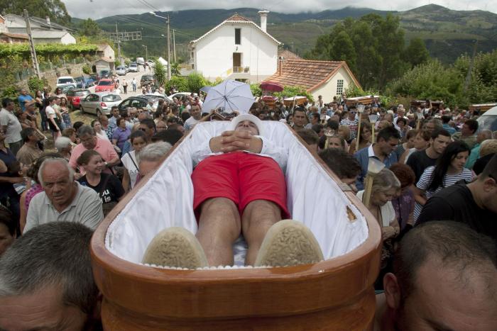 Una de las procesiones más raras del mundo se ha celebrado este sábado en Galicia