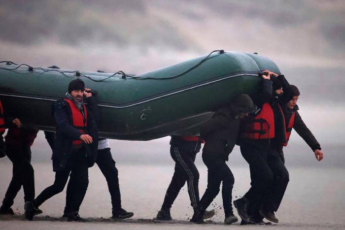 Un avión de Frontex se suma a la lucha migratoria en el Canal de la Mancha