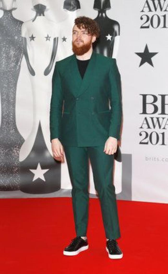 Adele se corona como la reina de la música británica en los Brit Awards