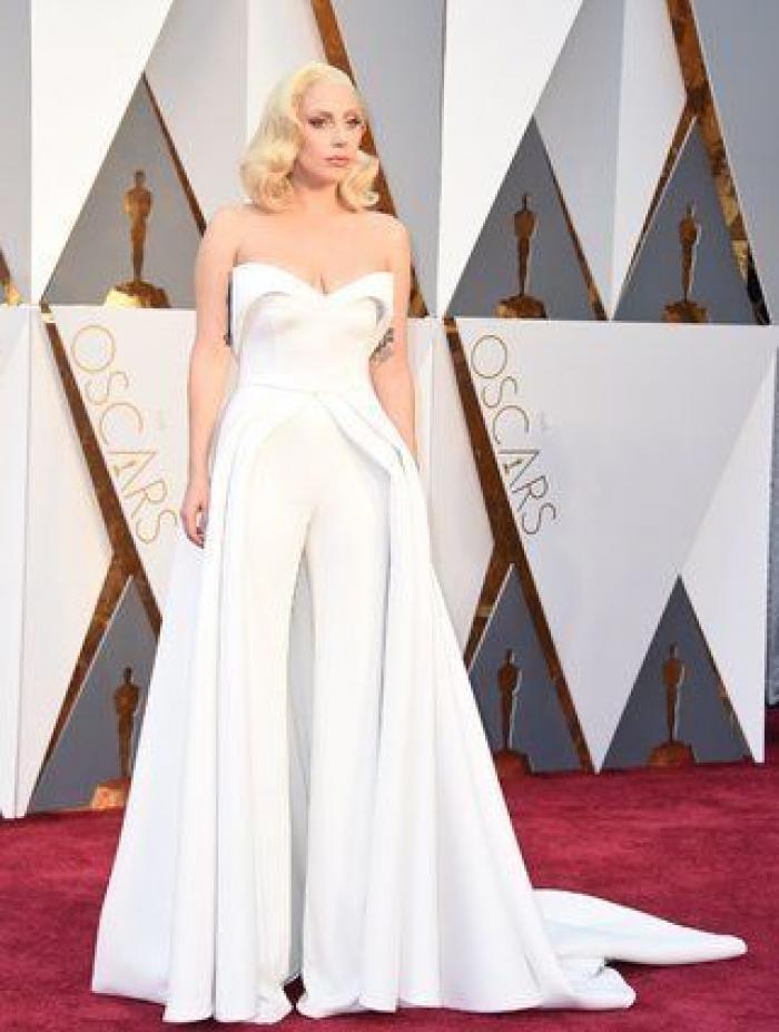 Los 13+1 grandes vestidos que recordarás de los Oscar 2016