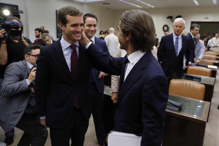 En imágenes: así ha sido la comparecencia de Aznar en el Congreso