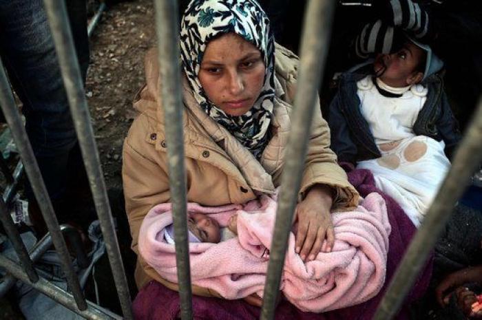 Grecia pide ayuda ante el bloqueo de 30.000 refugiados en su territorio