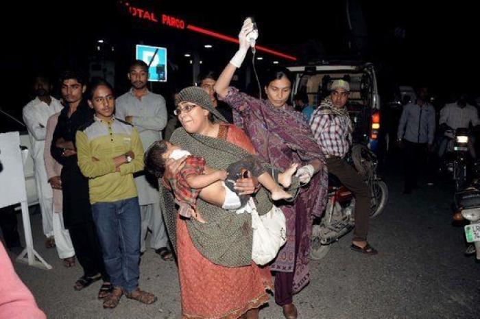 Al menos 69 muertos y más de 300 heridos en un atentado suicida en Lahore