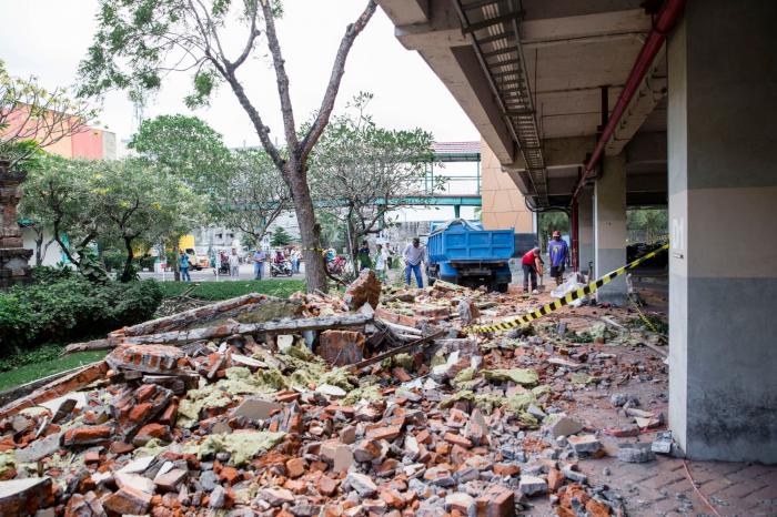 Ascienden a 436 los muertos por el terremoto en Indonesia