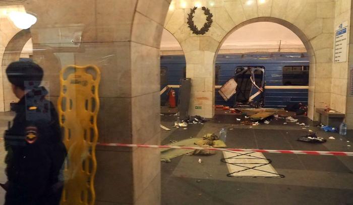 14 muertos y 51 heridos en una explosión en el metro de San Petersburgo