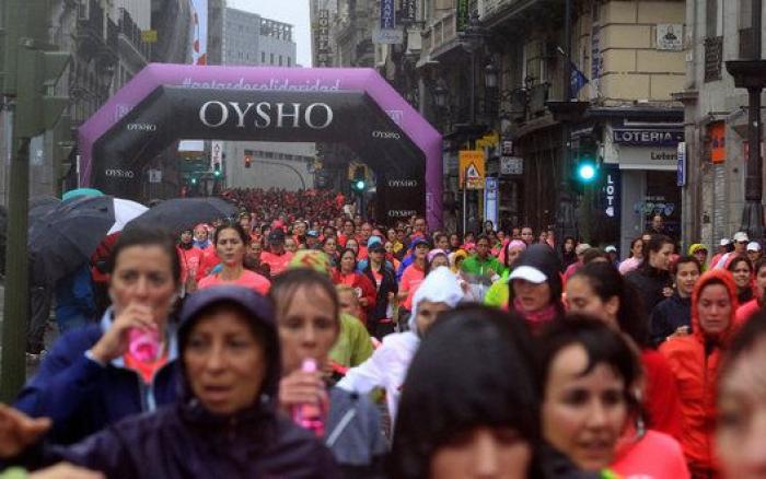La Carrera de la Mujer destinará 100.000 euros a la Asociación Española contra el cáncer (FOTOS)