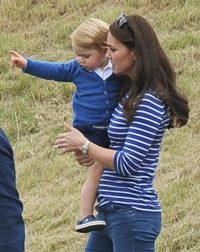 El príncipe Jorge cumple dos años, y estas nueve fotos demuestran por qué es tan 'charming'