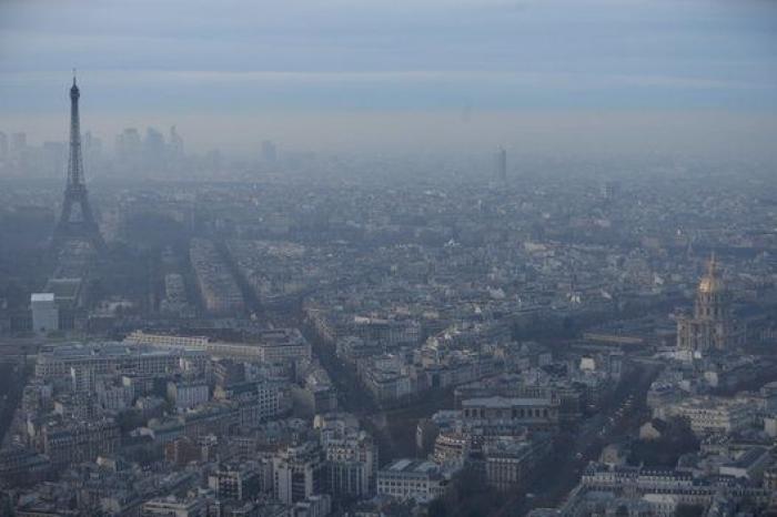 Las fotos de París que no querrías ver: la contaminación lo nubla todo