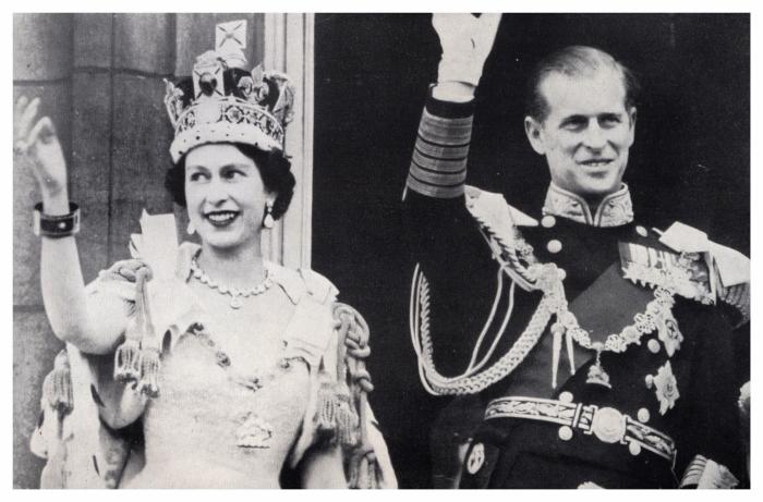 Cómo quedan los títulos y la línea sucesoria tras la muerte de Isabel II