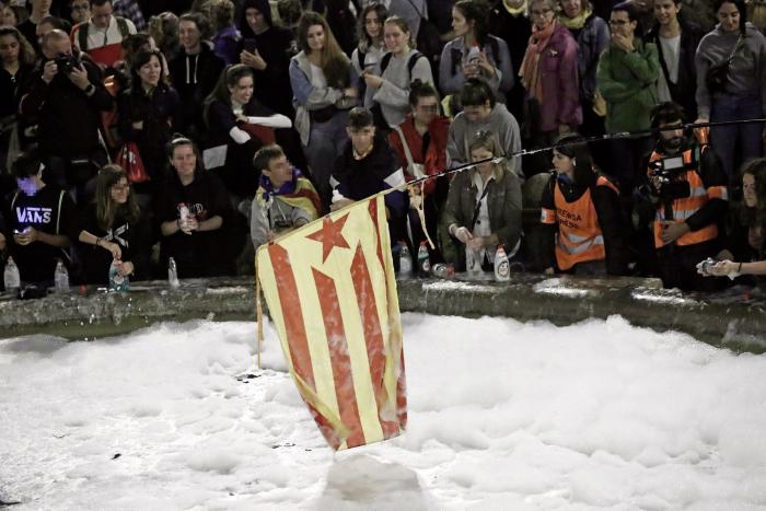 La 'concentración del jabón' de los CDR en Barcelona, en imágenes