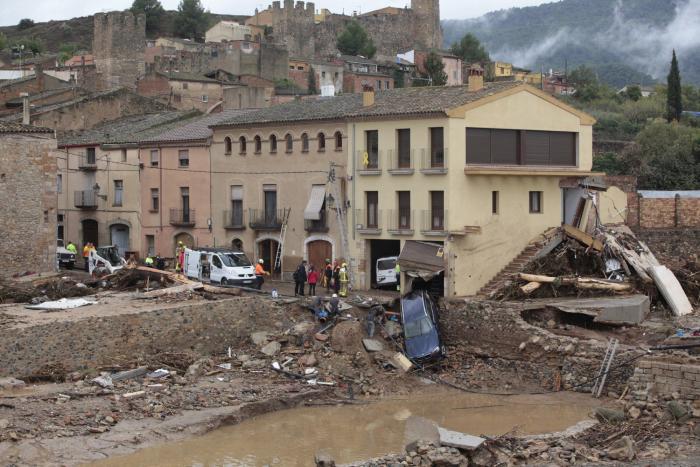 Un muerto y cinco desaparecidos por el temporal de lluvias en Cataluña