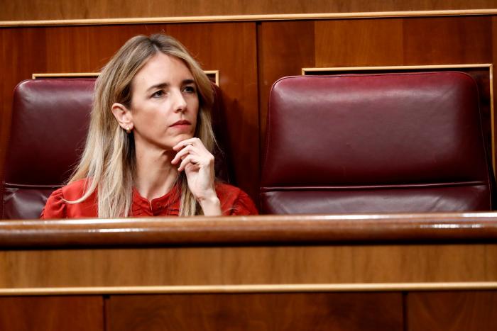 El PP multa a Álvarez de Toledo con 500 euros por saltarse la disciplina de voto