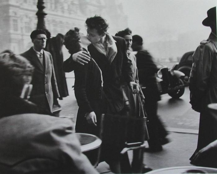 El beso de Marsella: un icono en la defensa de los derechos de los homosexuales (FOTO)