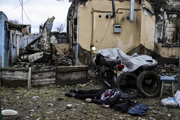 Rusia mató a cientos de civiles con armas prohibidas en Járkov, denuncia Amnistía Internacional