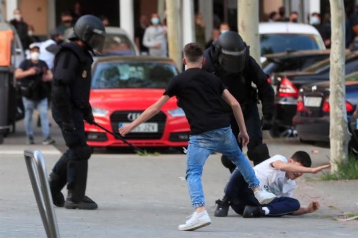 La Policía señala a Santiago Abascal por los disturbios en Vallecas