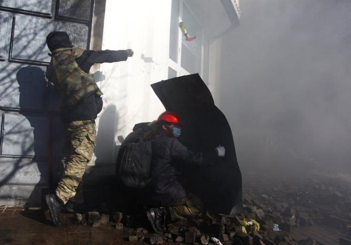 Ucrania denuncia una agresión militar de Rusia, que dice que no quiere una guerra