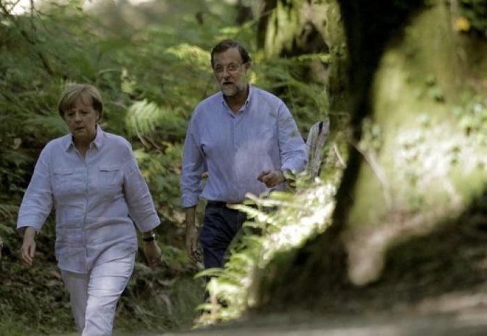 Esta es la foto de Rajoy y Merkel que más está dando de qué hablar