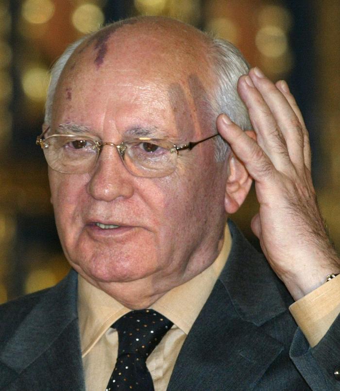 La vida y obra de Gorbachov, en imágenes