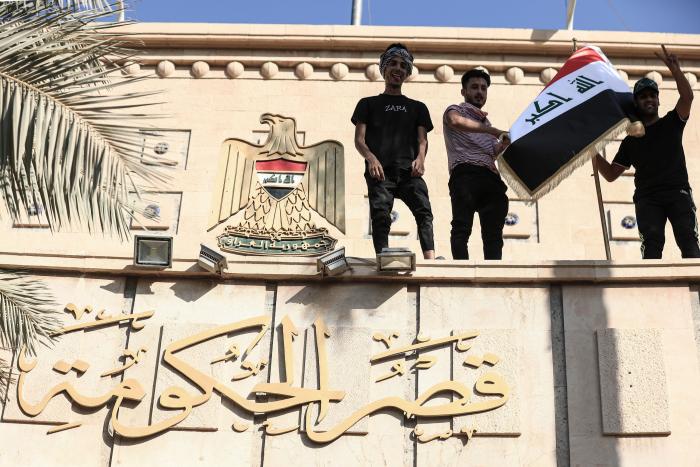 Ascienden a 35 los muertos por enfrentamientos en Bagdad tras la retirada de Al Sadr