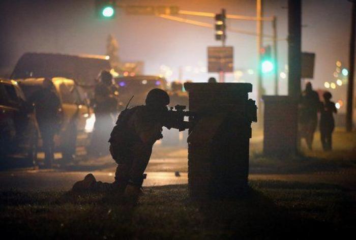 La calma vuelve a Ferguson tras la visita del fiscal general de EEUU