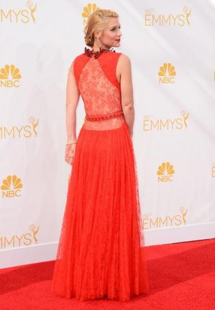 Emmy 2014: el beso de Bryan Cranston a Julia Louis-Dreyfus (GIFS)