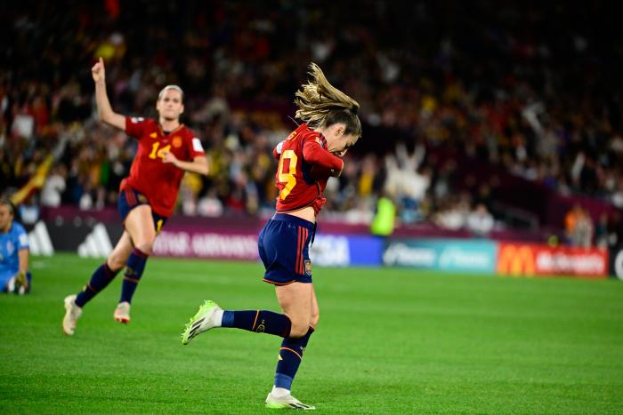 España vence a Inglaterra (1-0) y se alza con el primer Mundial femenino de su historia
