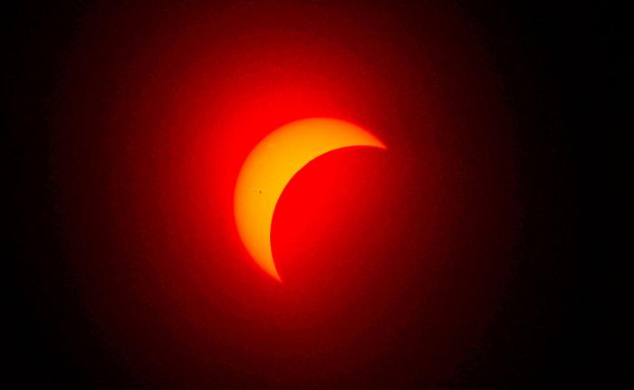 Las imágenes del histórico eclipse solar