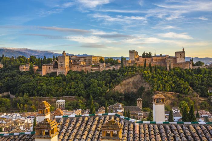 11 ciudades españolas de menos de 500.000 habitantes donde pasar un fin de semana irrepetible