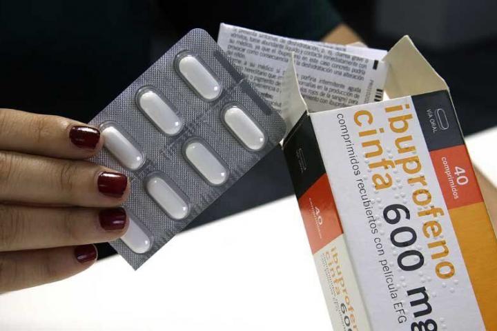 Puedo o no puedo comprar Paracetamol 1 g sin receta? ¿Qué pasa con el  Ibuprofeno 600?