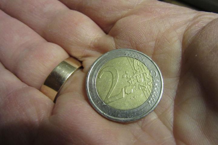Estas son las nuevas monedas de 200, 50 y 10 euros que entran en  circulación
