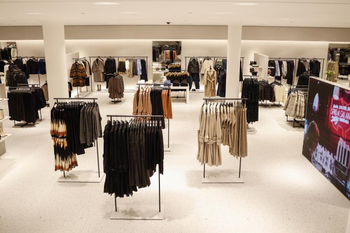 El curioso e infranqueable destino de la ropa que no se vende en Zara