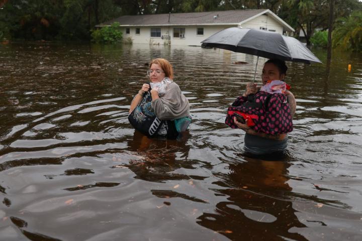 El huracán 'Idalia' deja dos muertos en el estado de Florida y pone rumbo a  Georgia