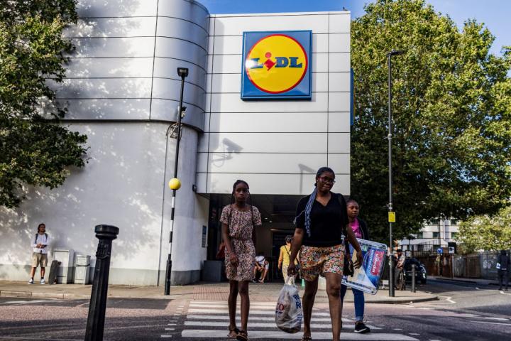 Lidl niño store