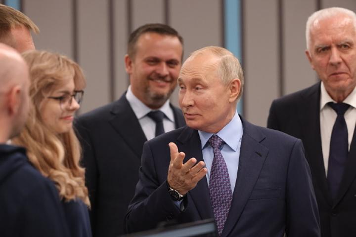 El Amigo De Putin En La Unión Europea Mete Cizaña 4274
