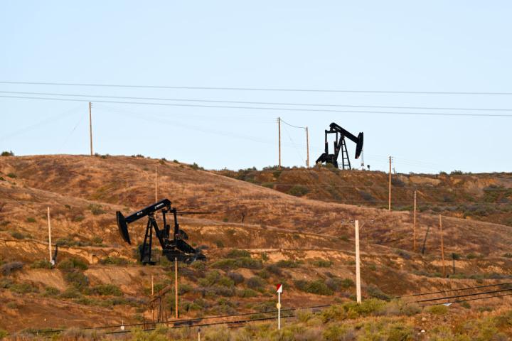 noticiaspuertosantacruz.com.ar - Imagen extraida de: https://www.huffingtonpost.es//global/milei-amasa-fortuna-mega-yacimiento-petroleo-dormido.html