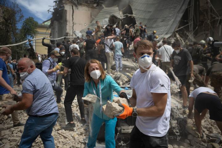 noticiaspuertosantacruz.com.ar - Imagen extraida de: https://www.huffingtonpost.es//global/los-remordimientos-piloto-ruso-le-cambiarse-bando-guerra.html