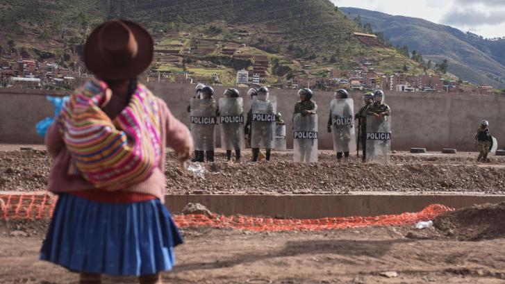 Peruanos en España se unen contra la represión: “¿Cuántos muertos del interior valen por uno de Lima?”