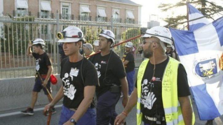 Las dos columnas de la 'Marcha Negra' se encuentran en Madrid y llenan de optimismo la protesta minera (FOTOS)