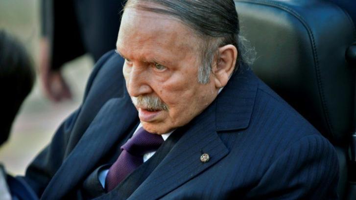 Bouteflika pide perdón al pueblo argelino: 